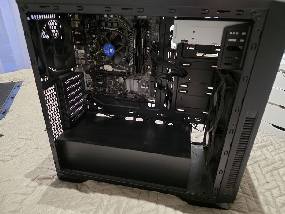 Komputer i5 6600/b150m pro/DDR4 2x4Gb/pax m70/Cx450m
