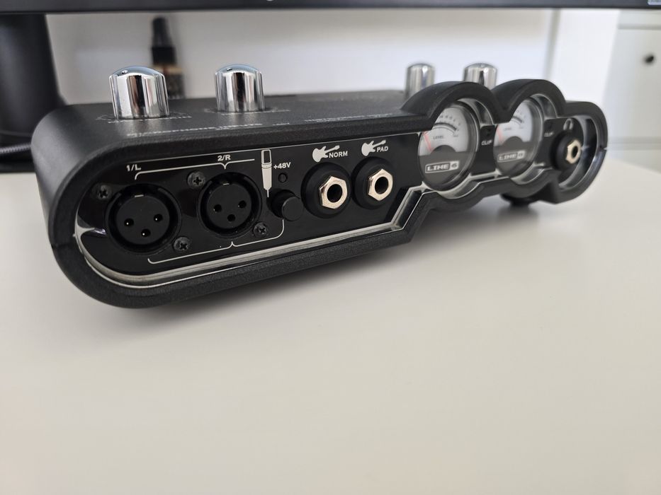 Line 6 POD Studio UX2 – Interface áudio USB / Estúdio