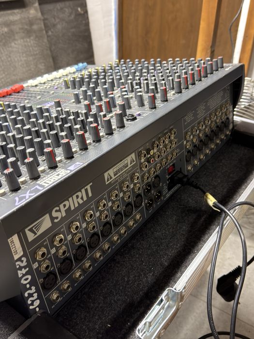 Mixer soundcraft czytaj opis