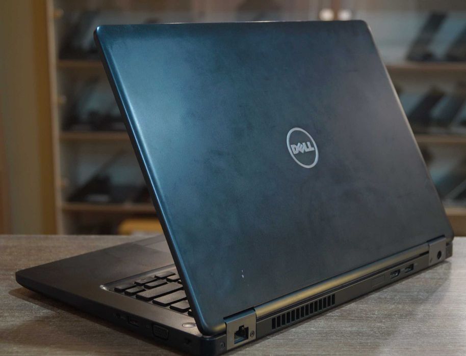 ГАРАНТІЯ Dell (FullHD/Core i5-7440HQ/RAM 8ГБ DDR4/SSD 256ГБ/930MX 2ГБ)TVOYO