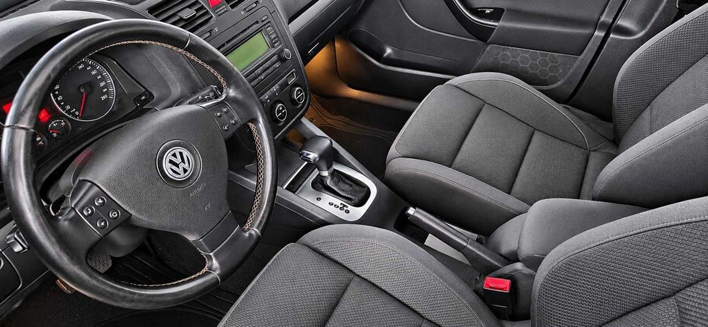 Volkswagen Golf V 2.0 TDI DSG Sport – Irrepreensível — photo 3
