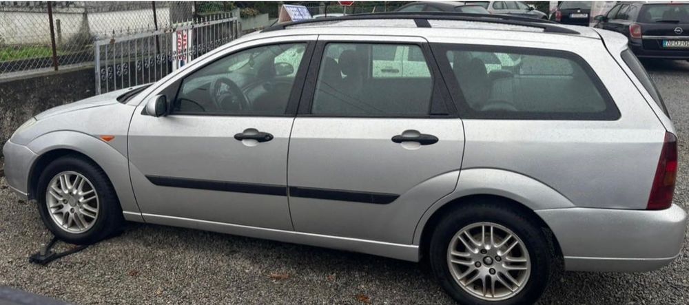 Vendo ou Troco Ford focus 1.8tddi