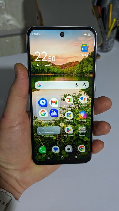 Продам Tecno spark 30c 8+8/256