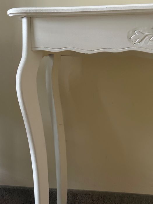 Aparador Branco com pormenor