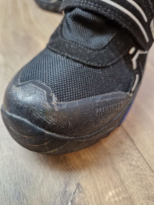 Zimowe buty kozaki śniegowce dla chłopca r. 37 mckinley za kostkę