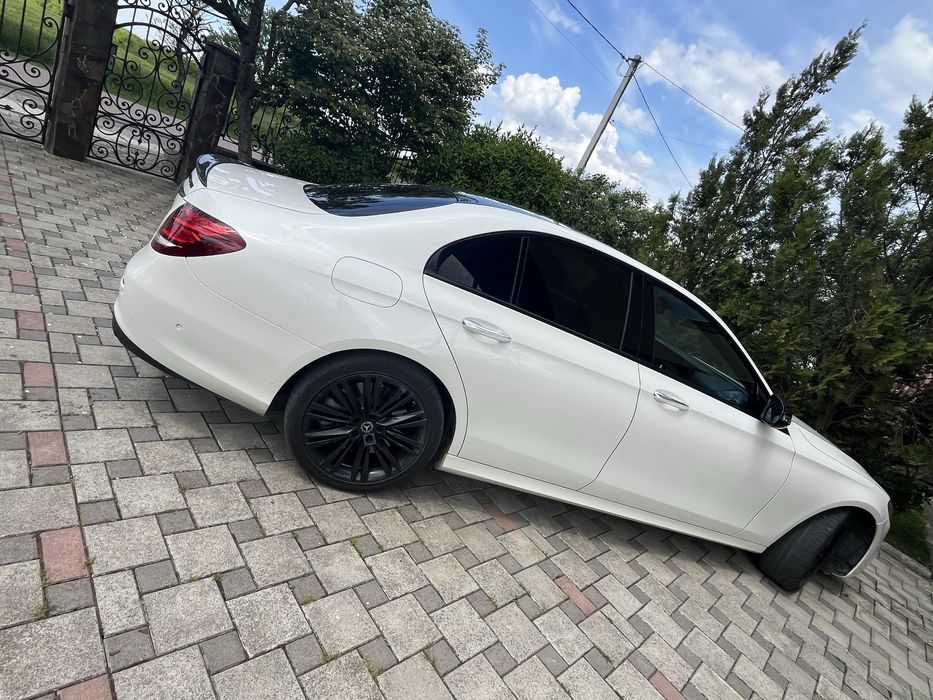 Mercedes E400 4Matic W213