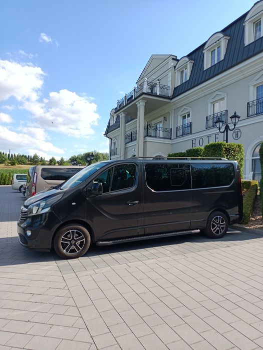Transport osób wyjazdy przewóz 8+kierowca