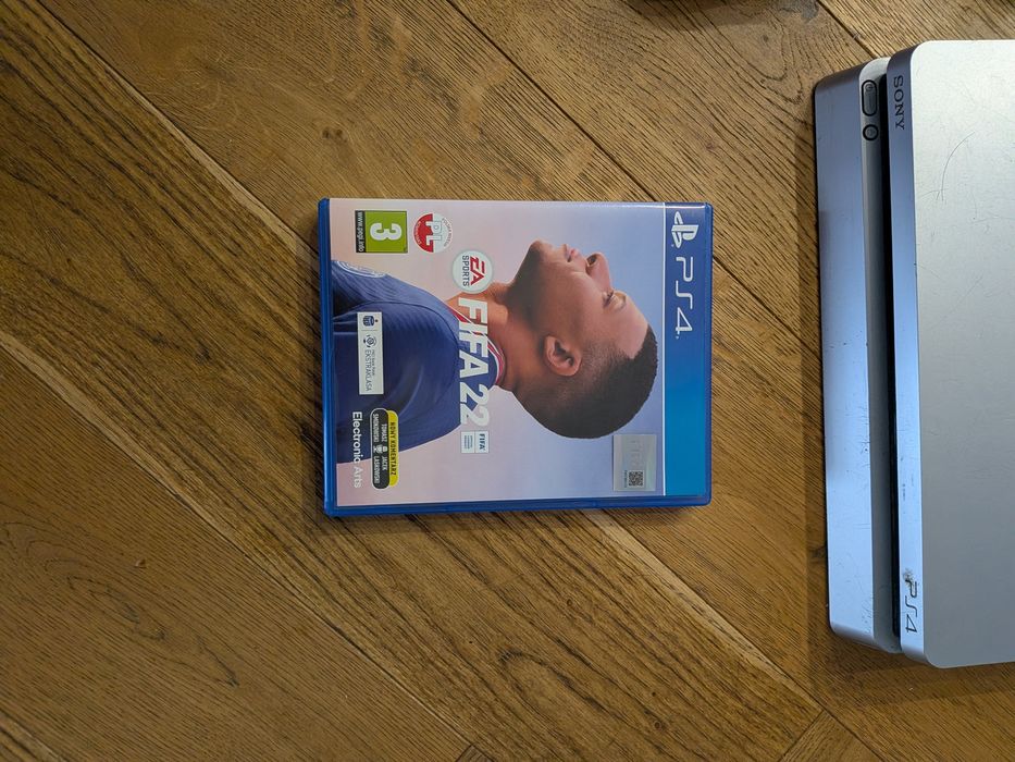 Konsola ps4 Playstation 4