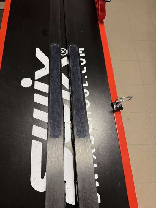 Biegówki topowy model z foką Madshius