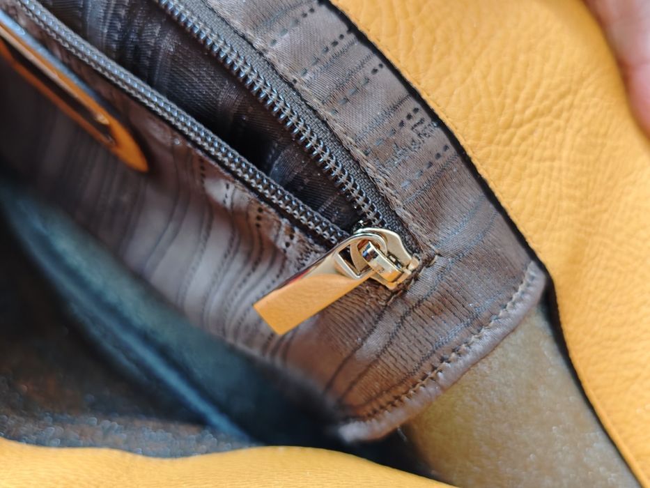 Salvatore Ferragamo жіноча сумка тот