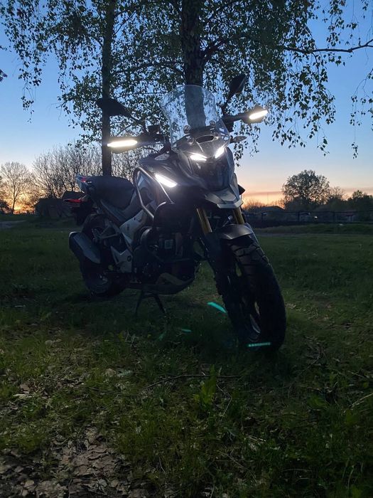 Продається SPARK-SP300T3