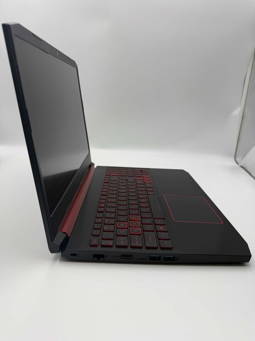 Laptop Acer Nitro 5 | Ryzen 5 | 8GB | 1TB | RX 560X 8GB | Windows 10