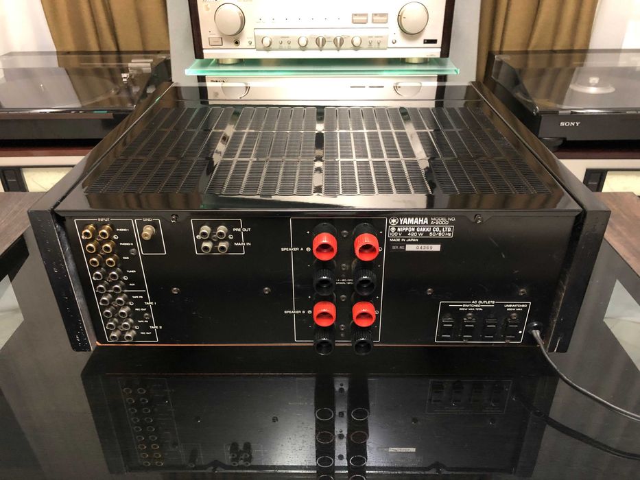 Усилитель YAMAHA A-2000