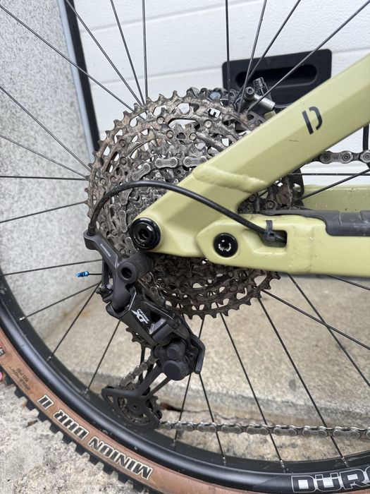 Radon Deft 8  Carbono 29’ -85nM 750W 170mm FOX