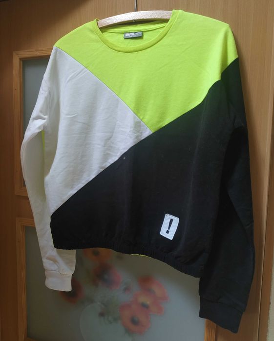 Bluza z długimi rękawami trójkolorowa 158/164 cm