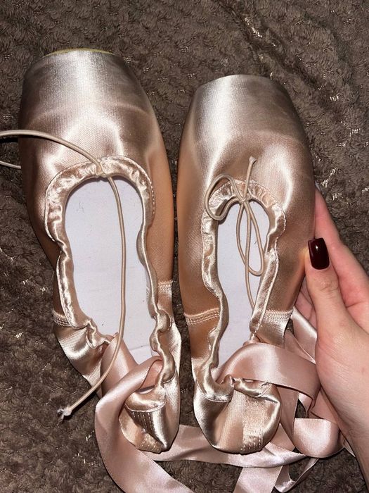 Пуанты новые 23,5 см, не олх доставка