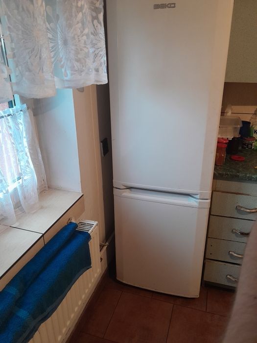 Lodówka Beko uszkodzona
