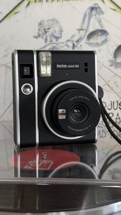Instax mini 40 фотоапарат миттєвого друку полароід