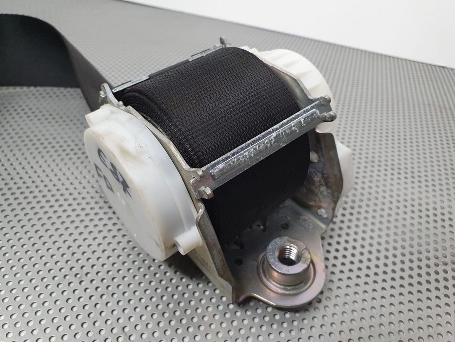 Cinto frente direito BMW 1 (E87)