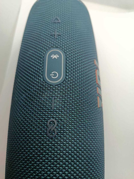Портативна колонка  JBL charge 5