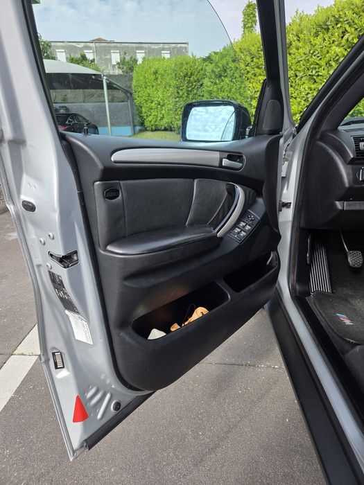 Bmw x5 30I  gasolina troco por carro  2 lugares a gasolina