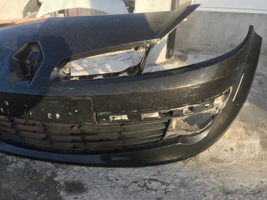 Vendo parachoques renault clio 3 para peças  ano 2005/2009