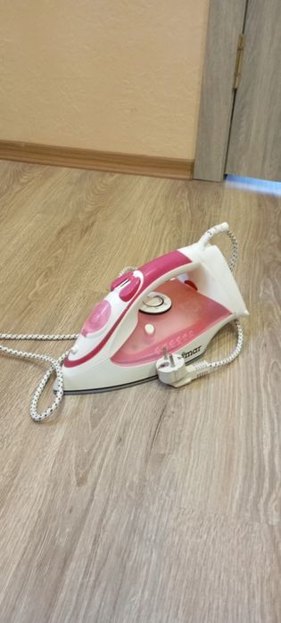 Праска(утюг)повністю справна