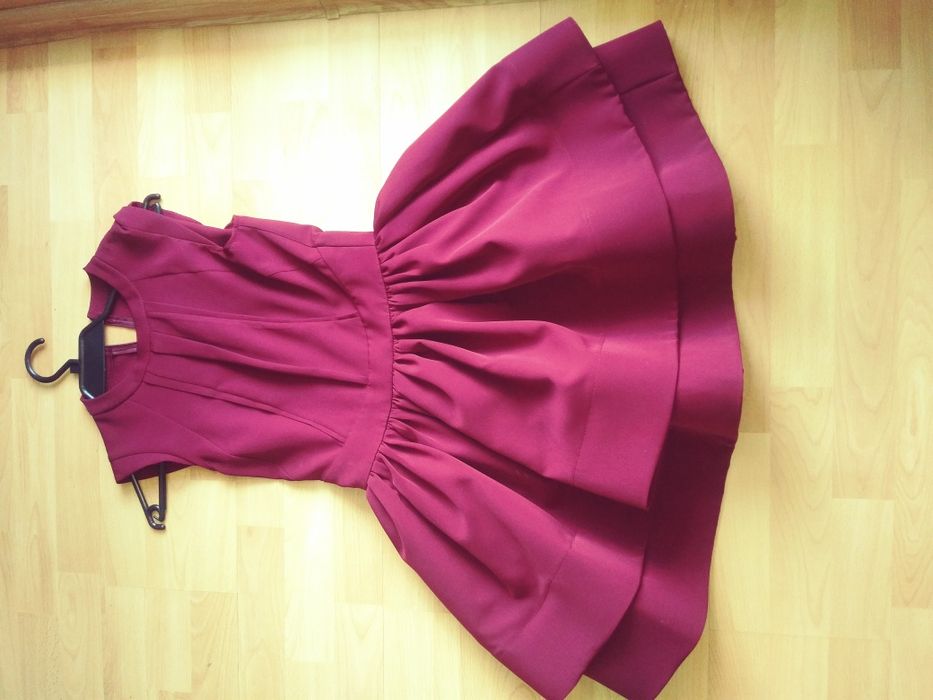 Sukienka r36(s) kolor bordo
