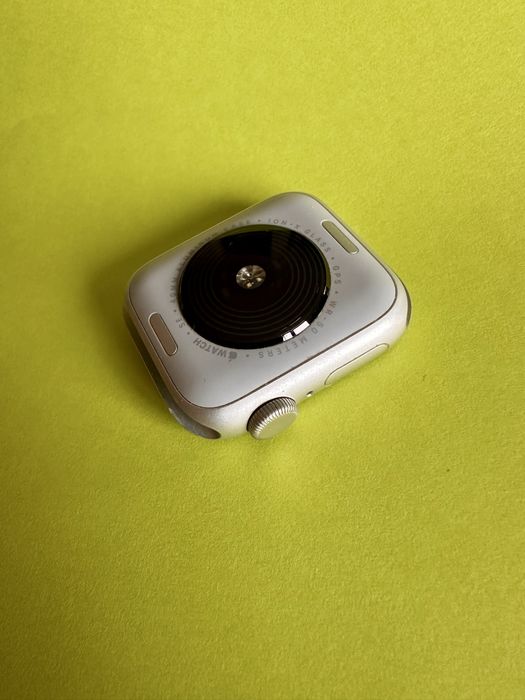 Apple Watch SE (2nd Gen) GPS 40 mm