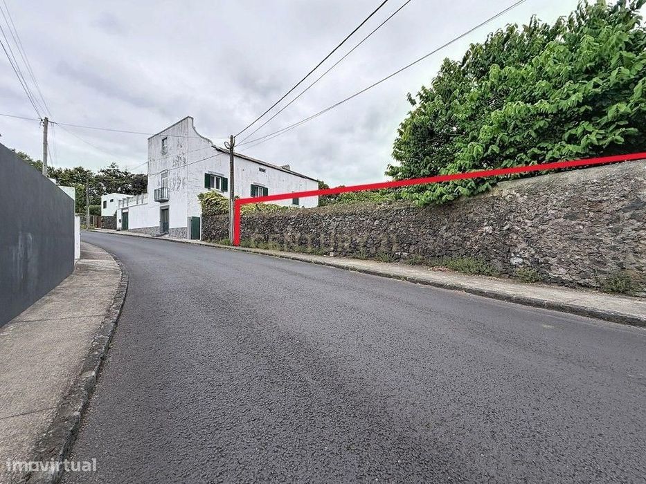 Terreno para Construção com 1.140 m² junto ao Pópulo – Livramento, Pon