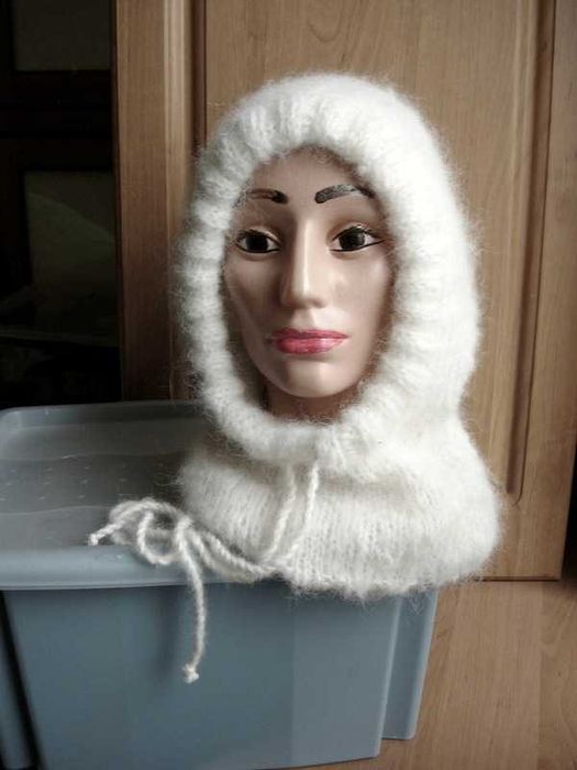 śmietankowy kaptur z alpaki i Kid Silka