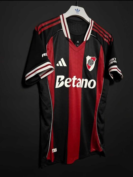 Camisola River Plate 25/26