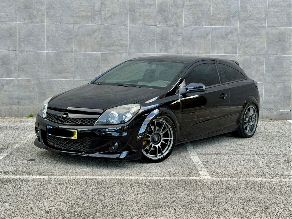 Opel Astra H 1.7 GTC