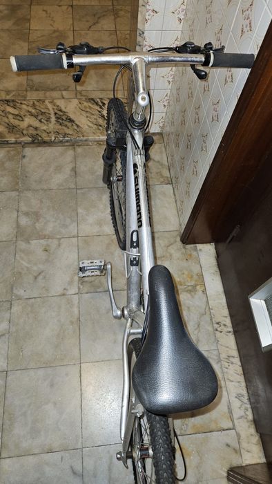 Bicicleta BTT Shimano em Alumínio – Bom Estado