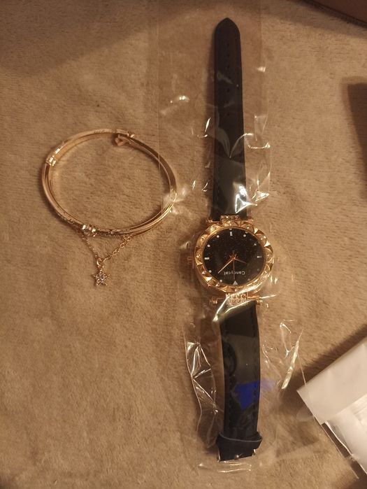 Zegarek z branzoletką