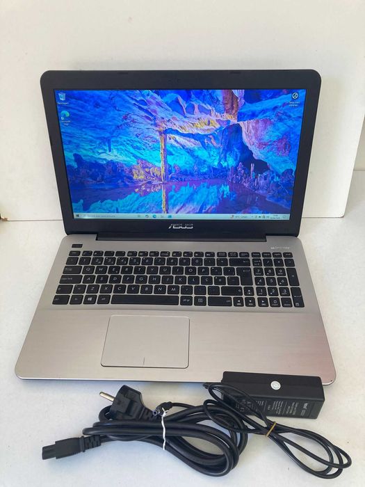 Portátil ASUS X555L