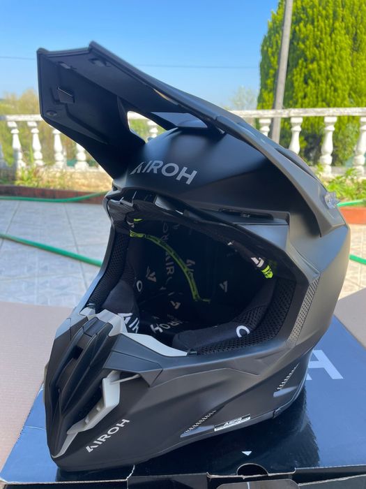 Capacete airoh twist 3