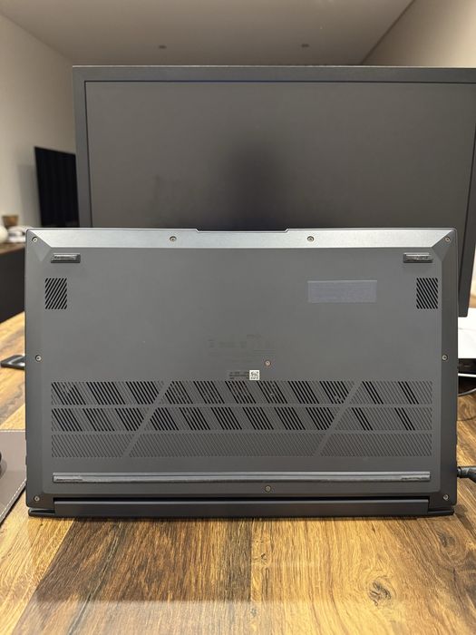 ASUS Vivobook Pro 15 OLED M6500QC | Ryzen 7 | RTX 3050 | 16GB | 1TB SSD