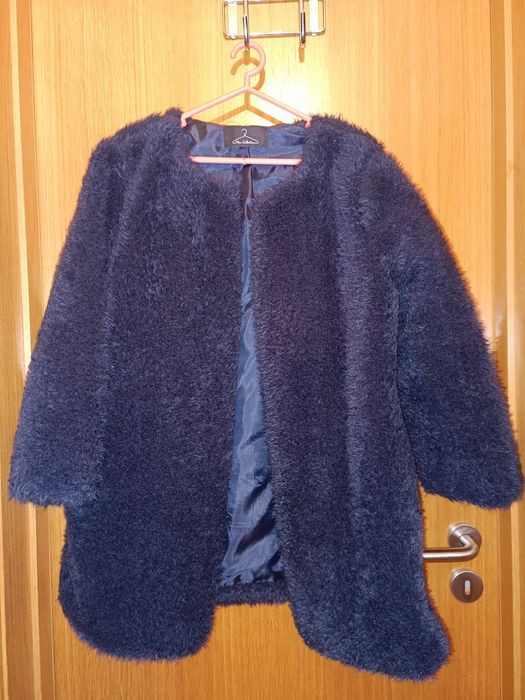 Casaco de pêlo azul