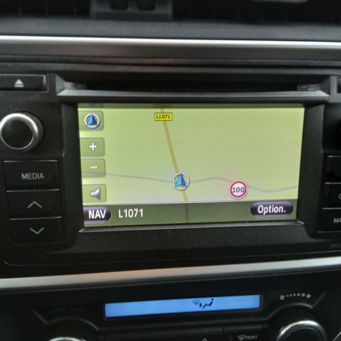 Radio nawigacja Toyota Auris 2
