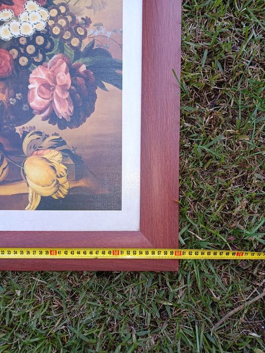 Moldura em madeira maciça com tela , pintura a óleo. 80/60cm.
Exemplar