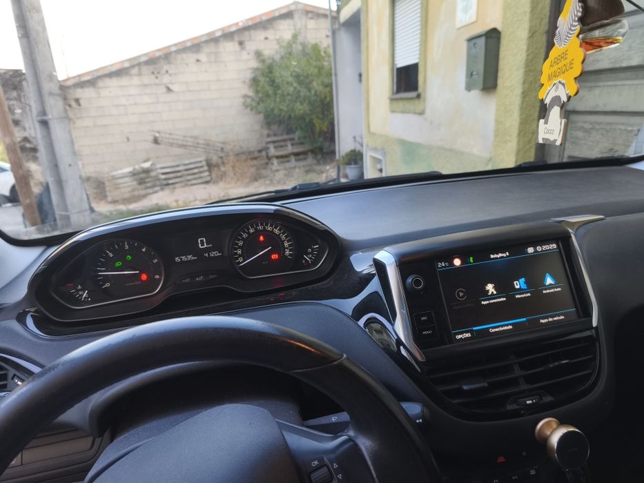 Peugeot 208 1.5 diesel