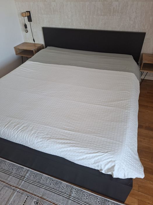 Cama IKEA com Estrado