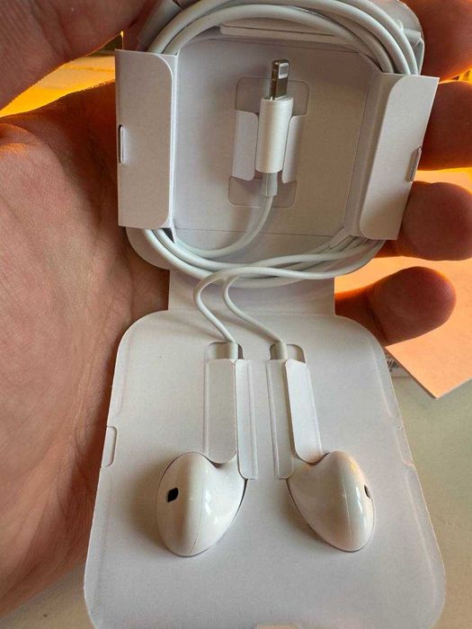 EarPods Apple разъем lighting  для Iphone проводные наушники с микрофоном дротові навушники з мікрофоном