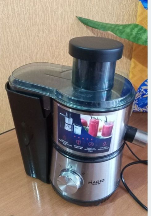Соковыжималка новая.