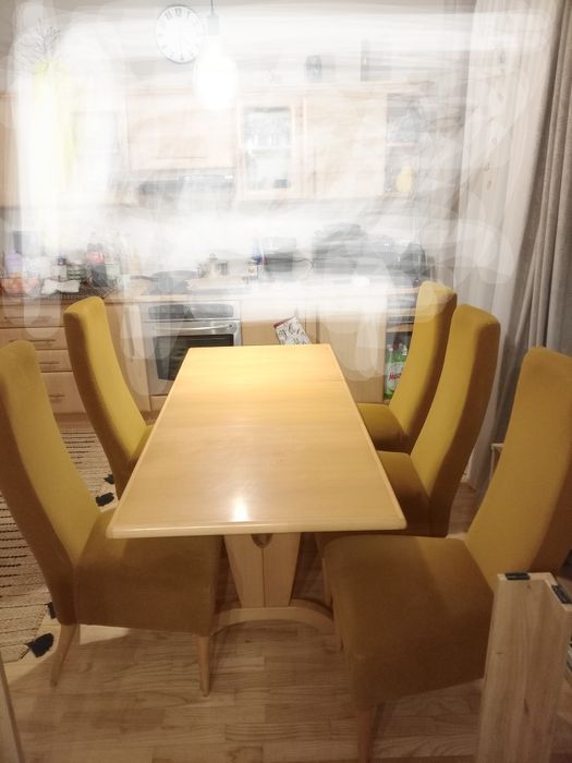 Stół lite drewno plus krzesła