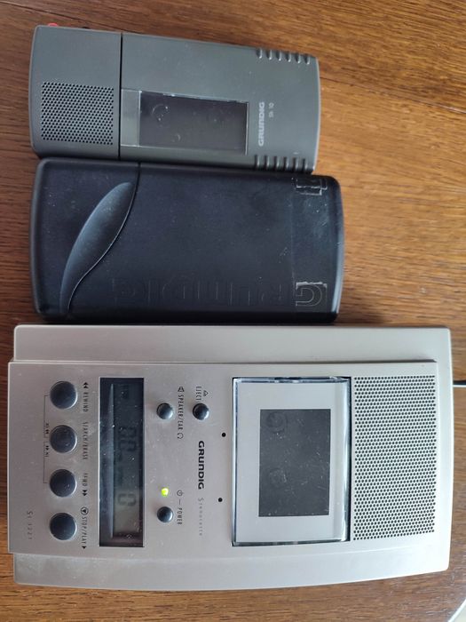 Zestaw Grundig do transkrypcji dyktafon SH 10 i st3221