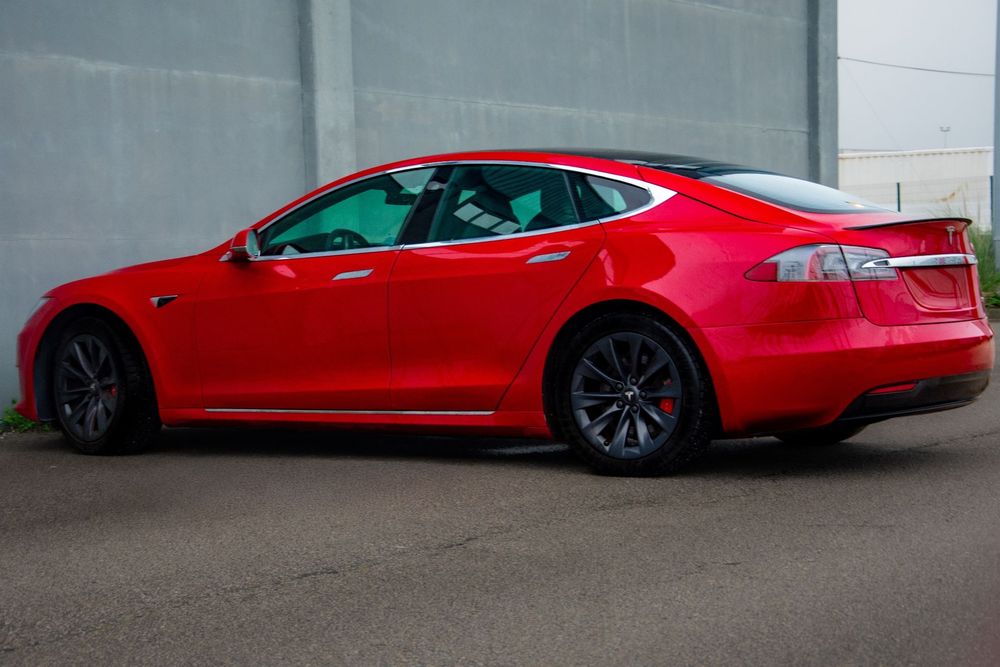 Tesla Model S Performance Ludicrous AWD