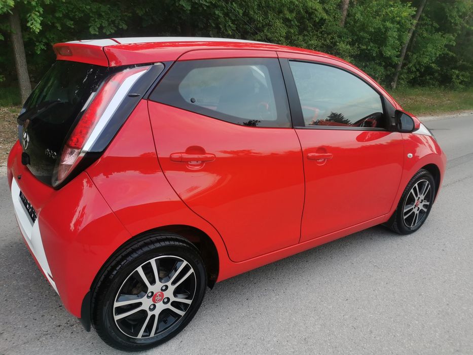 TOYOTA AYGO, 2014R,998cm, Wersja X  play, Klimatyzacja, Kamera cofania