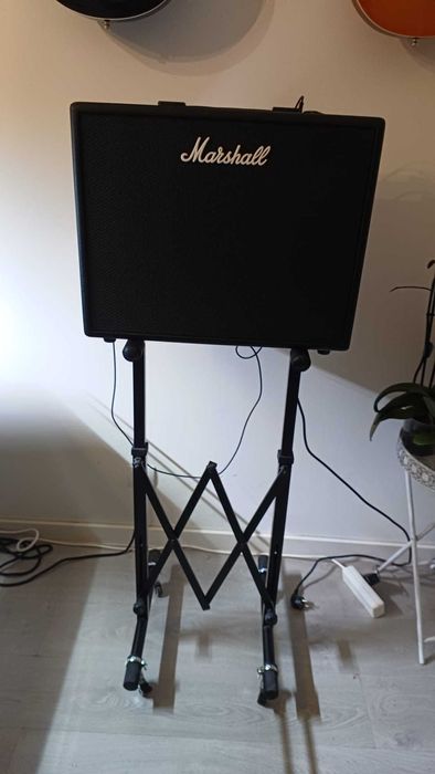 Marshall Code50 + FootSwitch Marshall Code + Capa Marshall Code